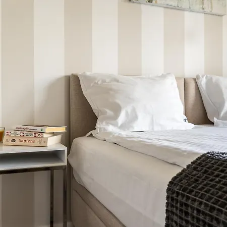 Mennica - Golden Апартаменты Варшава