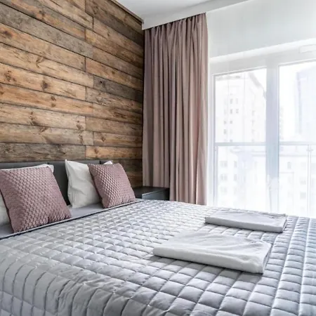 Mennica - Golden Апартаменты Варшава